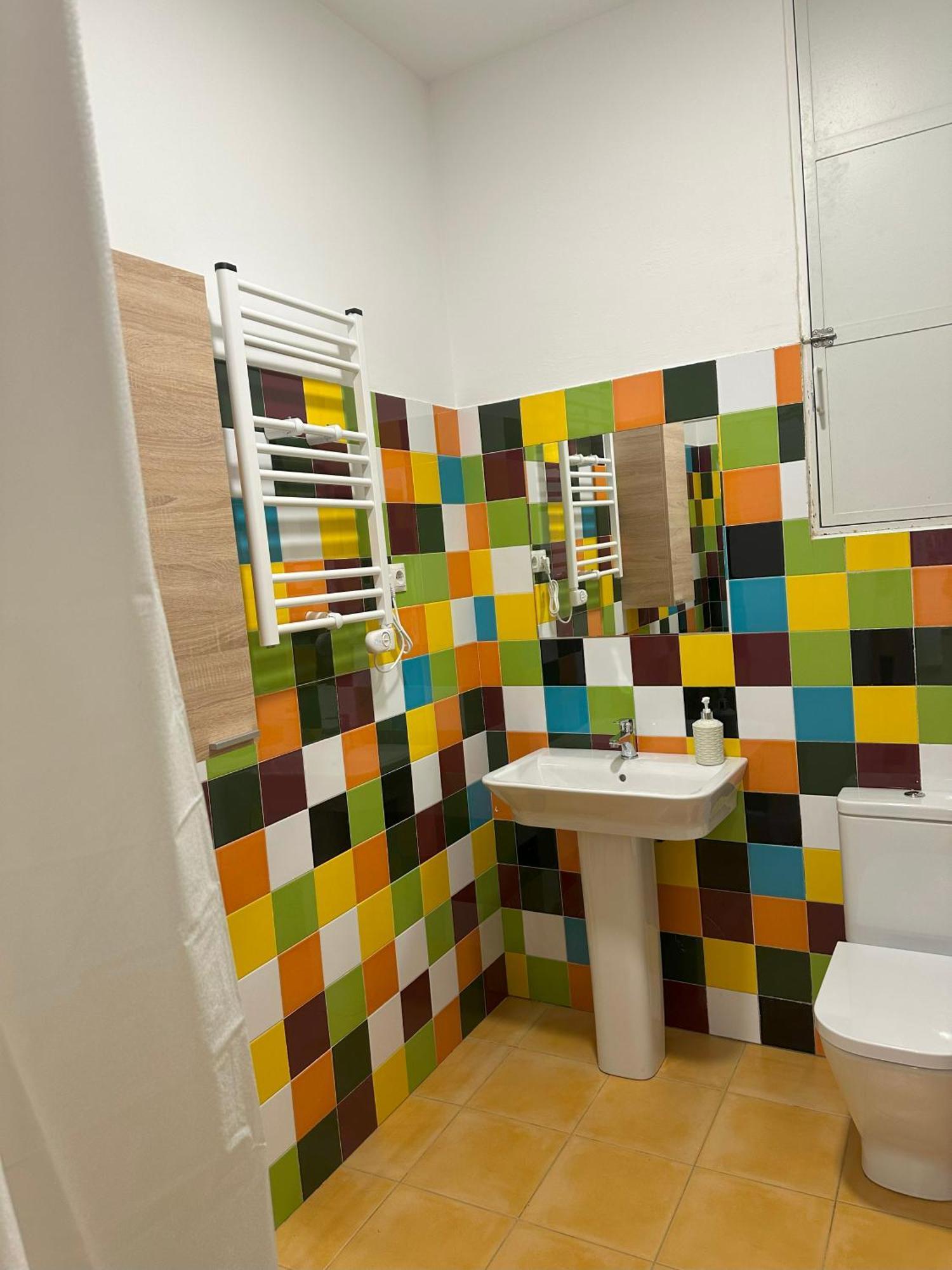 Triple Room Private External Bathroom