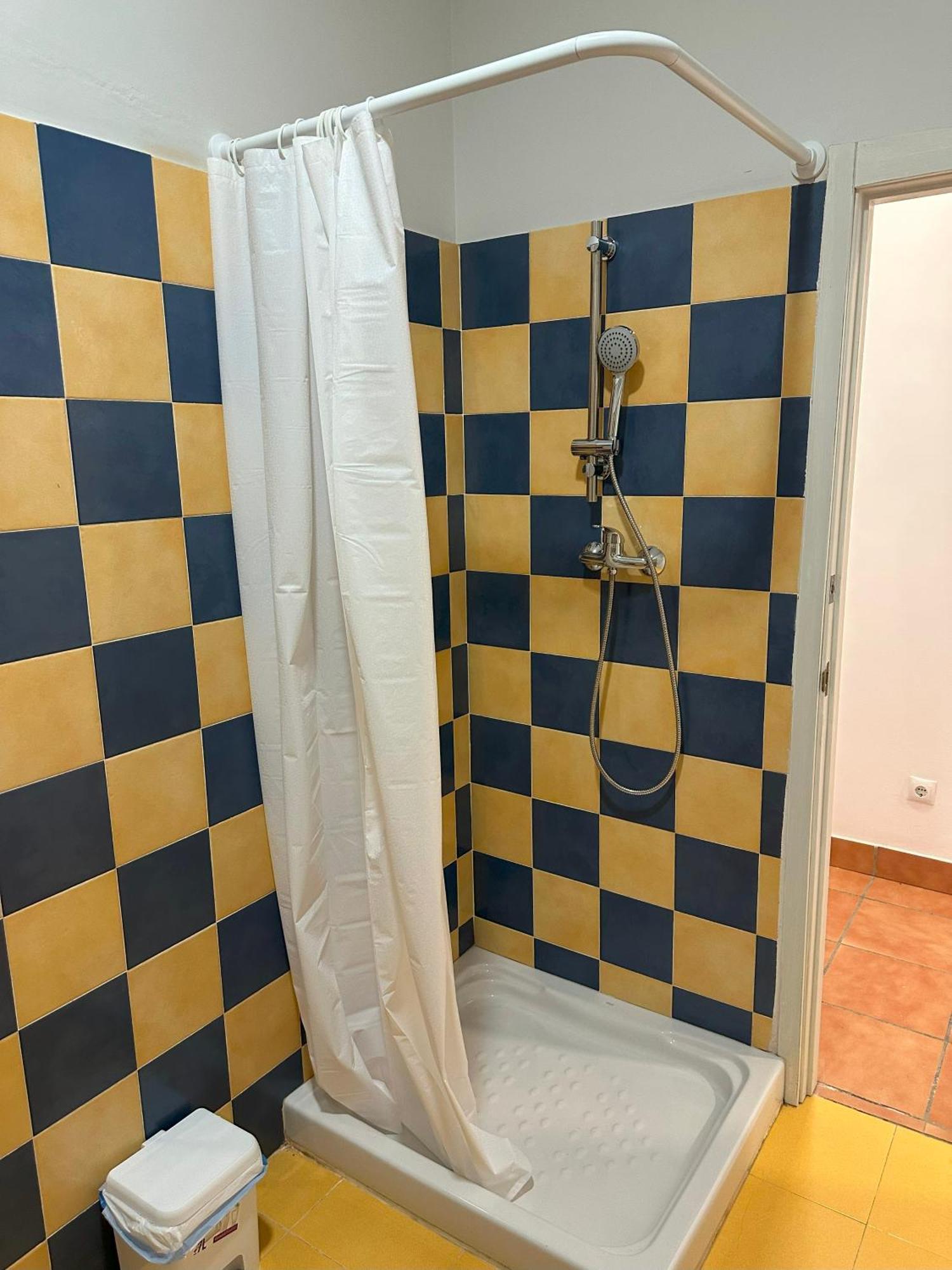 Quadruple Room Private Bathroom